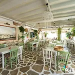 Iria Art Hotell Agia Anna (Naxos)