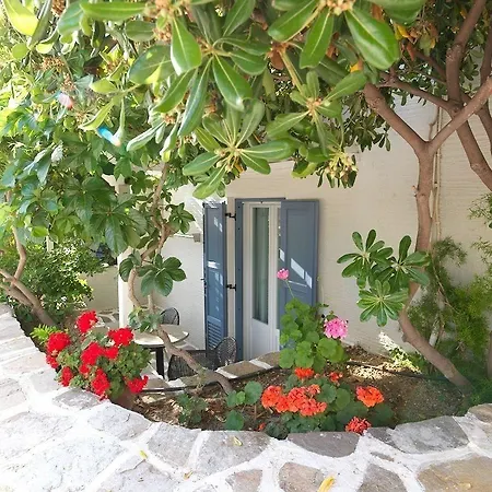 Iria Art Agia Anna (Naxos)