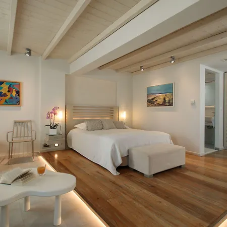 Hotel Iria Art 4*