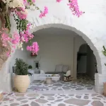 Iria Art Hotel