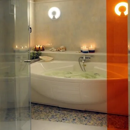 Iria Art Hotel 4*