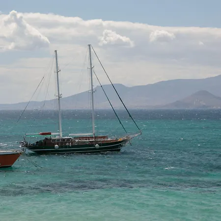 호텔 Iria Art Agia Anna (Naxos)